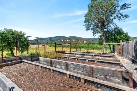 Exterior - 5300 Old River Rd, Ukiah, CA 95482 photo 18 of 19