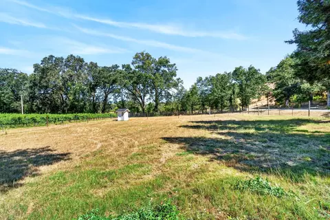 Exterior - 5300 Old River Rd, Ukiah, CA 95482 photo 14 of 19