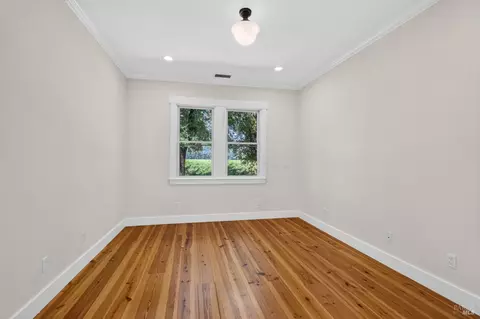 Bedroom - 5300 Old River Rd, Ukiah, CA 95482 photo 4 of 6