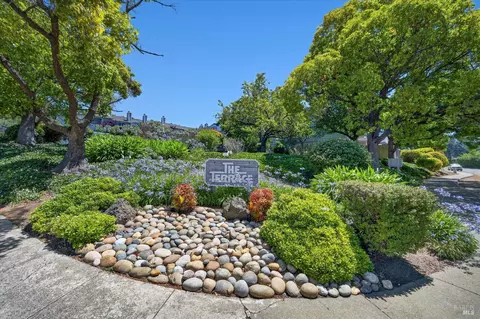 Exterior - 2002 Clearview Cir, Benicia, CA 94510 photo 4 of 4