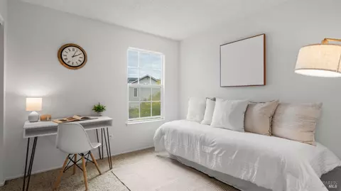 Bedroom - 8373 Windmill Farms Dr, Cotati, CA 94931 photo 3 of 3