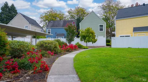 Exterior - 8373 Windmill Farms Dr, Cotati, CA 94931 photo 11 of 14