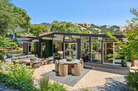 1331 Idylberry Rd, San Rafael, CA 94903