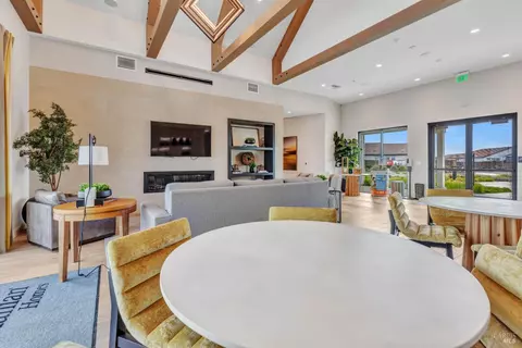 View/Area - 315 White Owl St, Dixon, CA 95620 photo 2 of 5