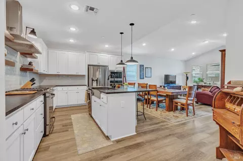 Kitchen - 315 White Owl St, Dixon, CA 95620 photo 4 of 5