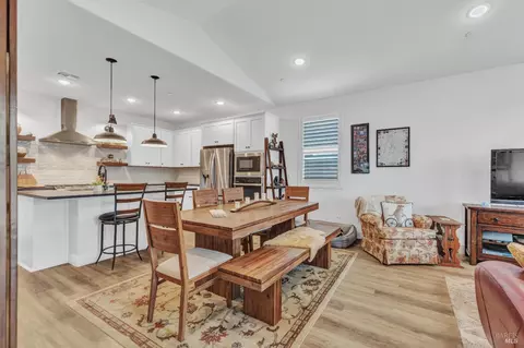 Dining - 315 White Owl St, Dixon, CA 95620 photo 2 of 3