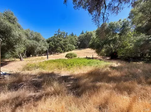 0 Lone Pine Dr, Redwood Valley, CA 95470