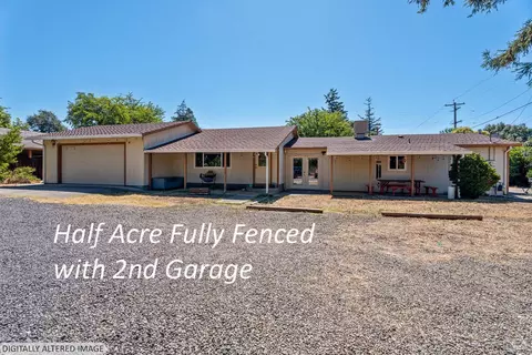 8461 Uva Dr, Redwood Valley, CA 95470
