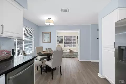 480 E St, Benicia, CA 94510 photo 17