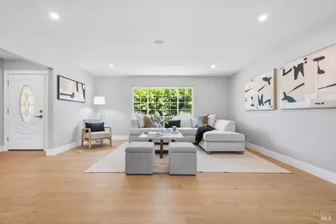 Living - 34 Devonshire Dr, Novato, CA 94947 photo 1 of 5