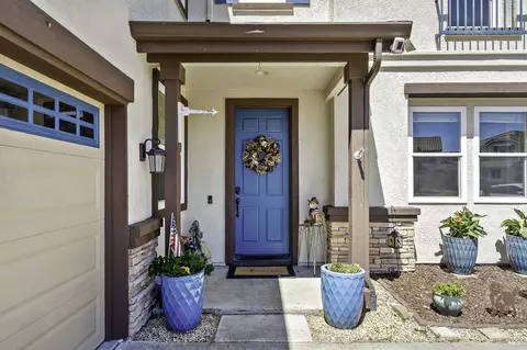 Exterior - 5159 Chabot Ct, Fairfield, CA 94534 photo 3 of 14