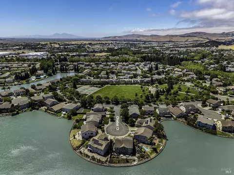 View/Area - 5159 Chabot Ct, Fairfield, CA 94534 photo 9 of 19