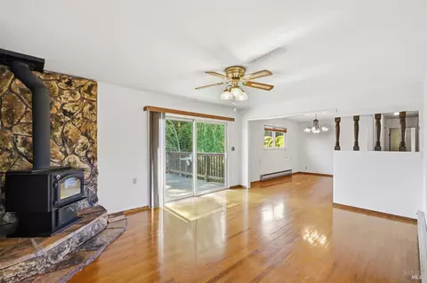 Living - 1982 Coffee Ln, Sebastopol, CA 95472 photo 2 of 2