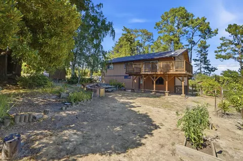 Exterior - 1982 Coffee Ln, Sebastopol, CA 95472 photo 8 of 13