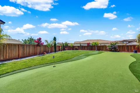 Exterior - 700 Moonlight Ct, Dixon, CA 95620 photo 25 of 26