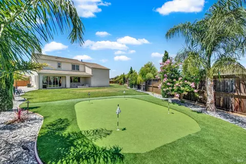 Exterior - 700 Moonlight Ct, Dixon, CA 95620 photo 14 of 26
