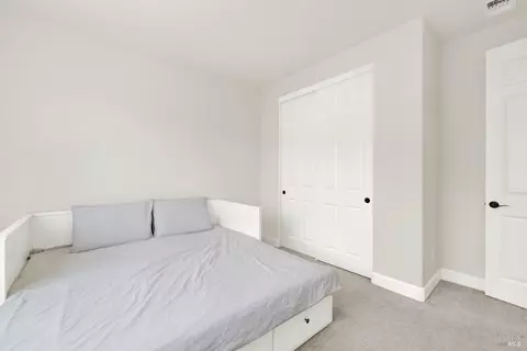 Bedroom - 700 Moonlight Ct, Dixon, CA 95620 photo 3 of 10