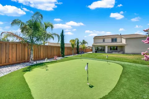 Exterior - 700 Moonlight Ct, Dixon, CA 95620 photo 15 of 26