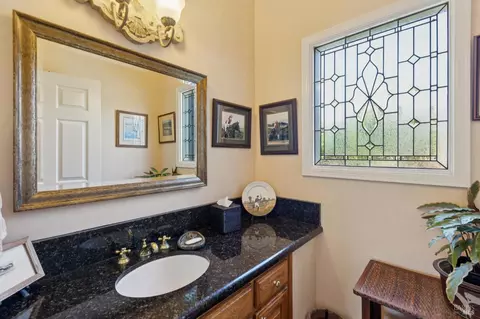 Bath - 6381 Nicasio Valley Rd, Nicasio, CA 94946 photo 6 of 6