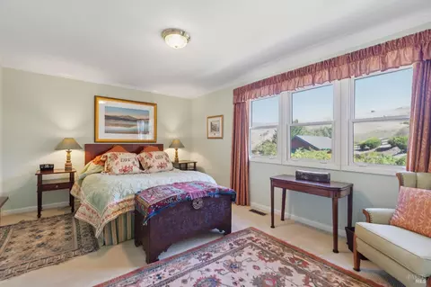 Bedroom - 6381 Nicasio Valley Rd, Nicasio, CA 94946 photo 3 of 4