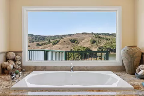 Bath - 6381 Nicasio Valley Rd, Nicasio, CA 94946 photo 1 of 6
