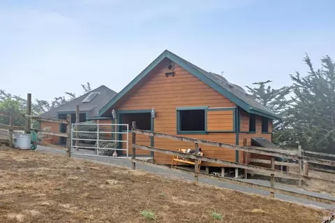 Exterior - 6381 Nicasio Valley Rd, Nicasio, CA 94946 photo 17 of 27