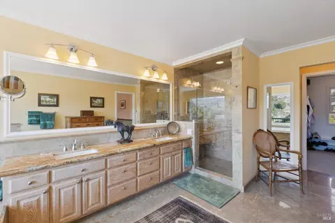 Bath - 6381 Nicasio Valley Rd, Nicasio, CA 94946 photo 4 of 6