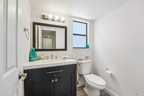 Bath - 149 Cottontail Way, Windsor, CA 95492 photo 1 of 3