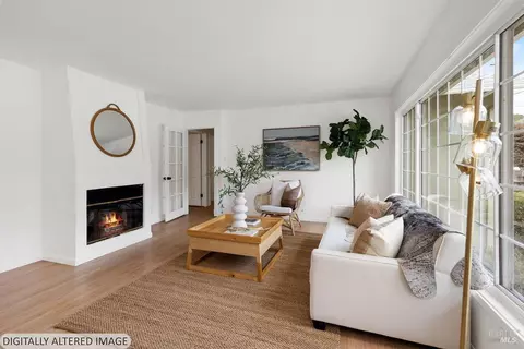 Living - 789 Clausing Ave, Novato, CA 94945 photo 4 of 4