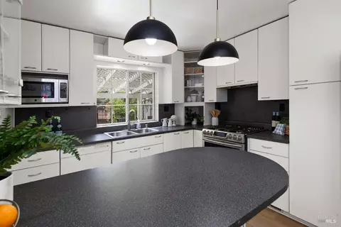 Kitchen - 789 Clausing Ave, Novato, CA 94945 photo 3 of 3