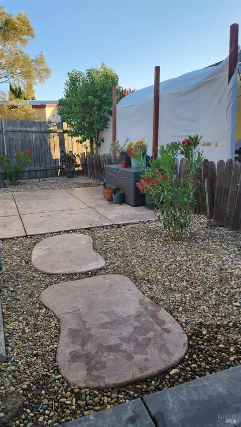 157 Zafra Dr, Fairfield, CA 94533 photo 36