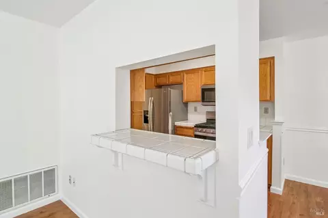 Kitchen - 138 Altamont Ct, Fairfield, CA 94534 photo 4 of 4