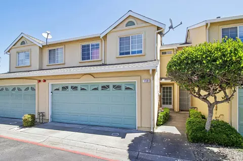 Exterior - 138 Altamont Ct, Fairfield, CA 94534 photo 1 of 9