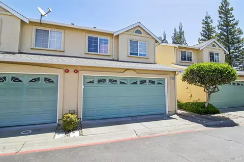 Exterior - 138 Altamont Ct, Fairfield, CA 94534 photo 2 of 9