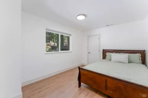 Bedroom - 261 Crestview Dr, Ukiah, CA 95482 photo 4 of 4