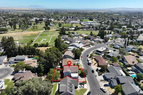View/Area - 843 Coventry Ln, Fairfield, CA 94533 photo 7 of 10