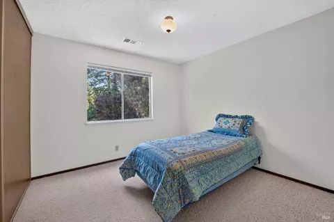 Bedroom - 843 Coventry Ln, Fairfield, CA 94533 photo 4 of 6