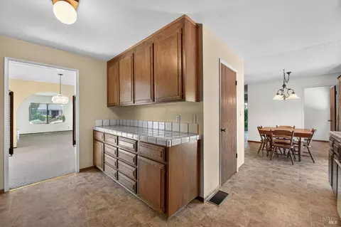 Kitchen - 843 Coventry Ln, Fairfield, CA 94533 photo 7 of 8