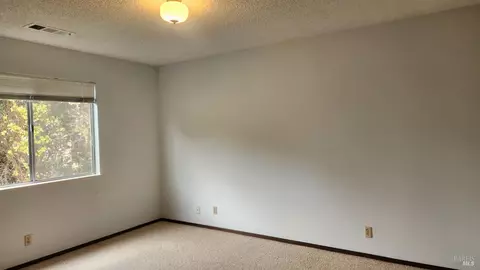Bedroom - 843 Coventry Ln, Fairfield, CA 94533 photo 2 of 6