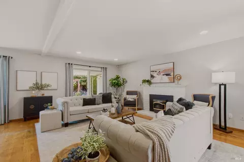 Living - 1931 Sereno Dr, Vallejo, CA 94589 photo 1 of 4