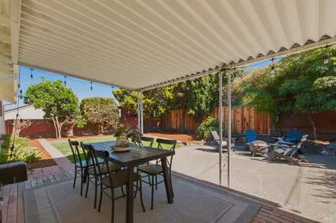 Exterior - 1931 Sereno Dr, Vallejo, CA 94589 photo 3 of 10