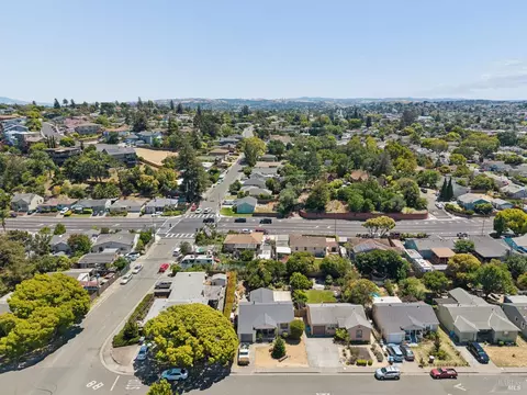 View/Area - 237 Del Mar Ave, Vallejo, CA 94589 photo 2 of 5