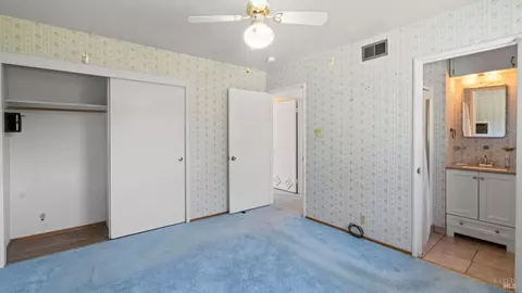 Bedroom - 424 Acacia St, Fairfield, CA 94533 photo 8 of 8