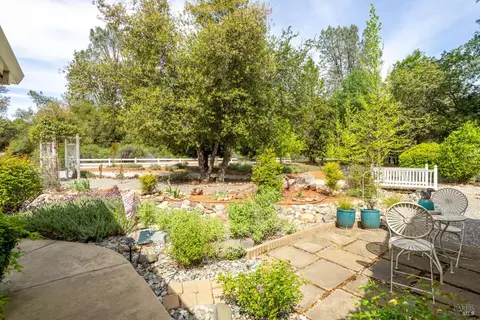 Exterior - 12805 Melonbank Dr, Redding, CA 96003 photo 11 of 32