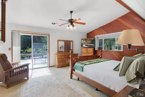 Bedroom - 12805 Melonbank Dr, Redding, CA 96003 photo 2 of 3
