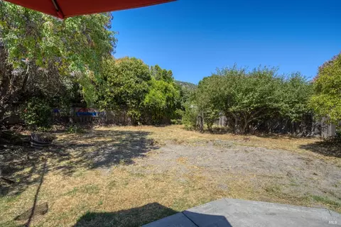 Exterior - 3570 Leland Ln, Ukiah, CA 95482 photo 6 of 10