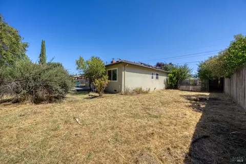 Exterior - 3570 Leland Ln, Ukiah, CA 95482 photo 10 of 10