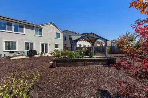 Exterior - 8879 Blue River Dr, Vallejo, CA 94591 photo 6 of 7
