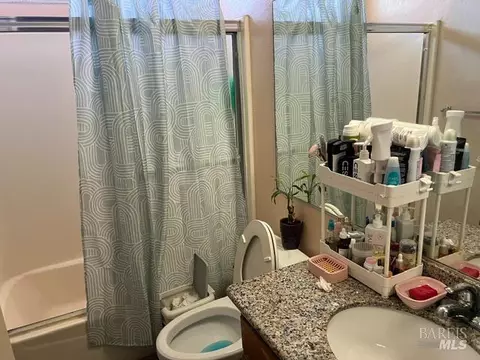 125 Iris Ct, Vallejo, CA 94591 photo 9