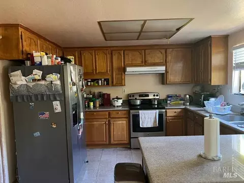 125 Iris Ct, Vallejo, CA 94591 photo 3